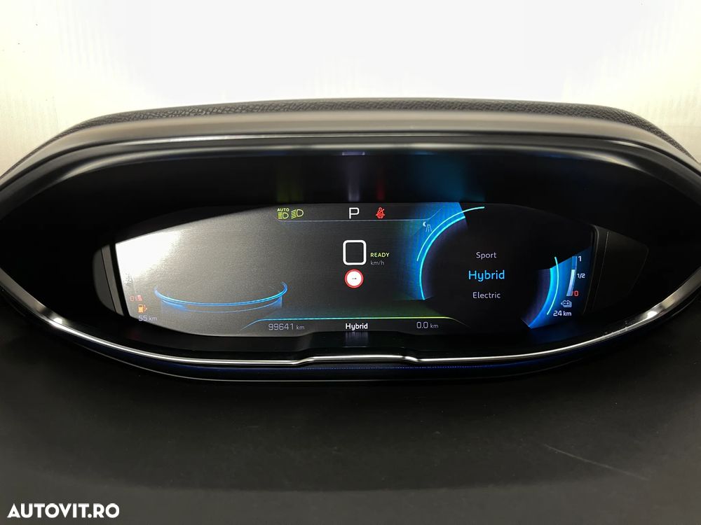 Peugeot 3008 225 e-EAT8 GT - 31