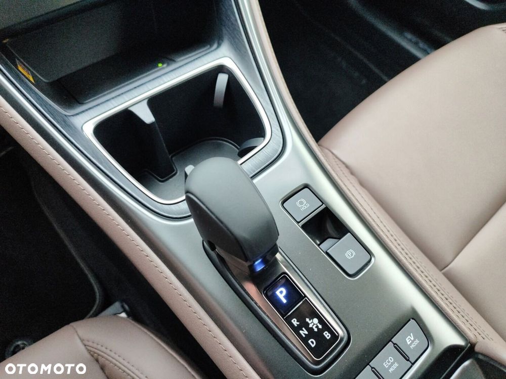 Lexus LBX 2024