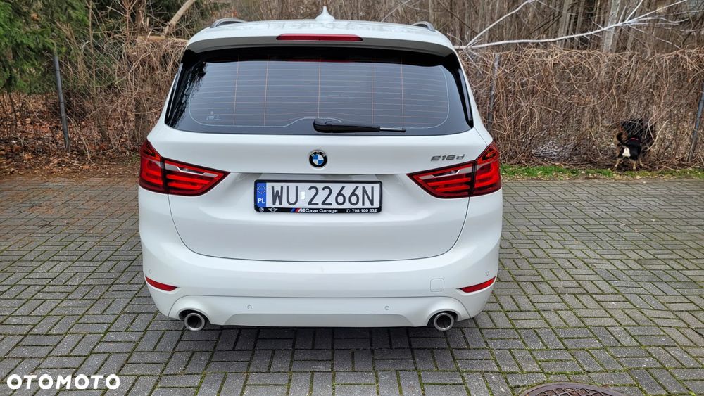 BMW Seria 2 218d Advantage - 2