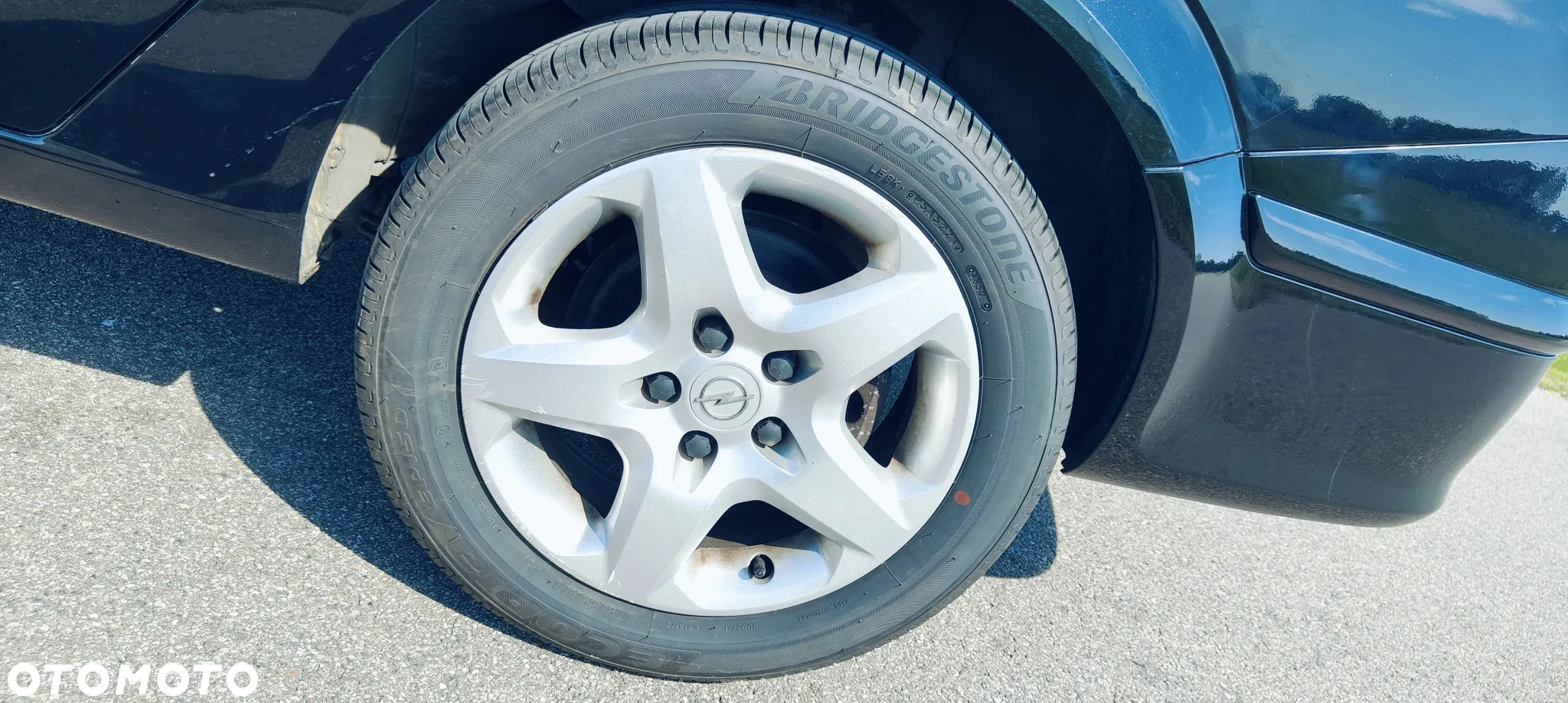 Opel Astra III 1.9 CDTI Essentia - 17