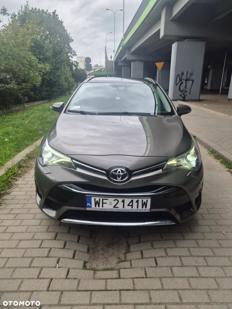 Toyota Avensis 2.0 Prestige MS - 6