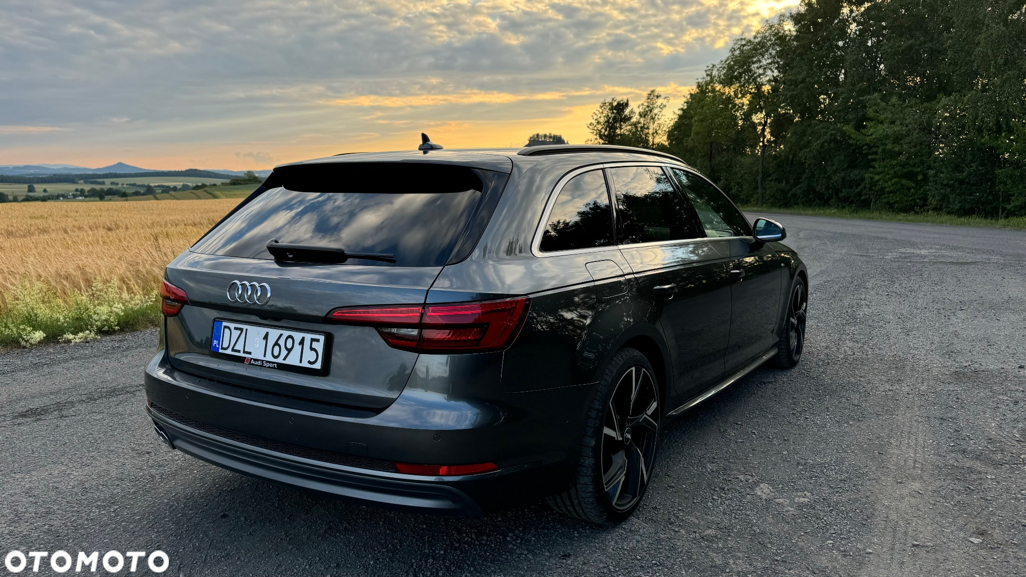 Audi A4 Avant 40 TDI S tronic S line - 7