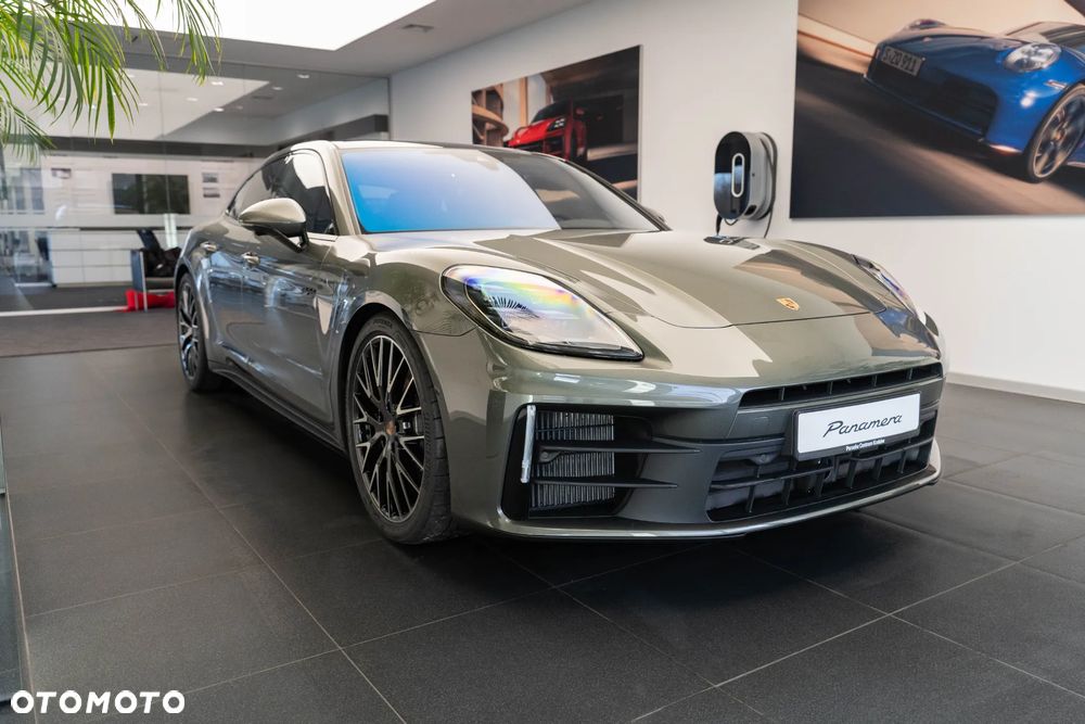 Porsche Panamera 4 E-Hybrid PHEV - 7