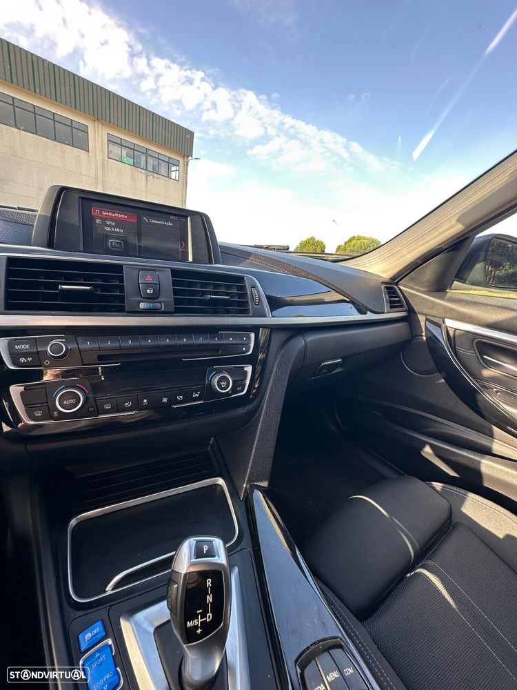 BMW 330 - 13