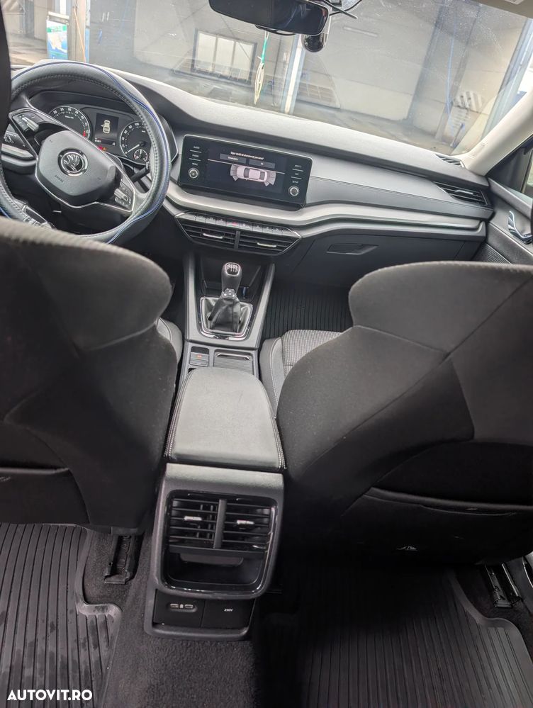 Skoda Octavia 2.0 TDI Ambition - 12