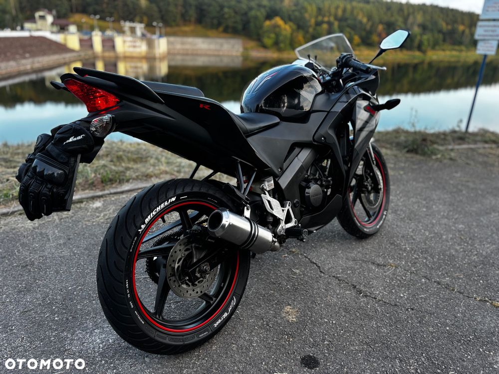 Honda CBR - 1