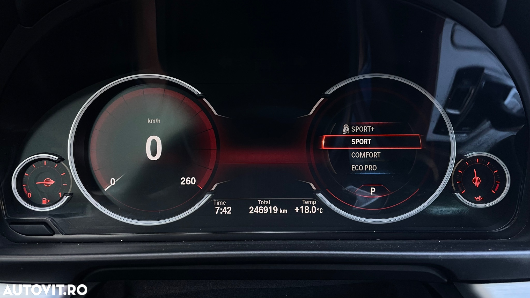 BMW Seria 5 520d Touring Sport-Aut. - 30