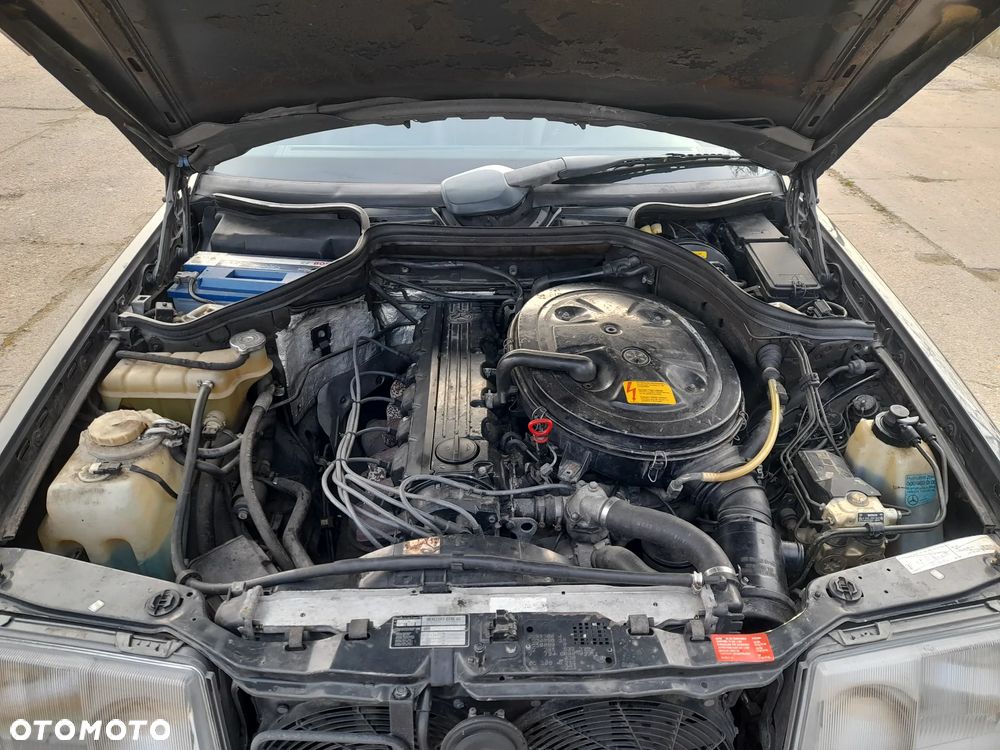 Mercedes-Benz W124 (1984-1993) - 25