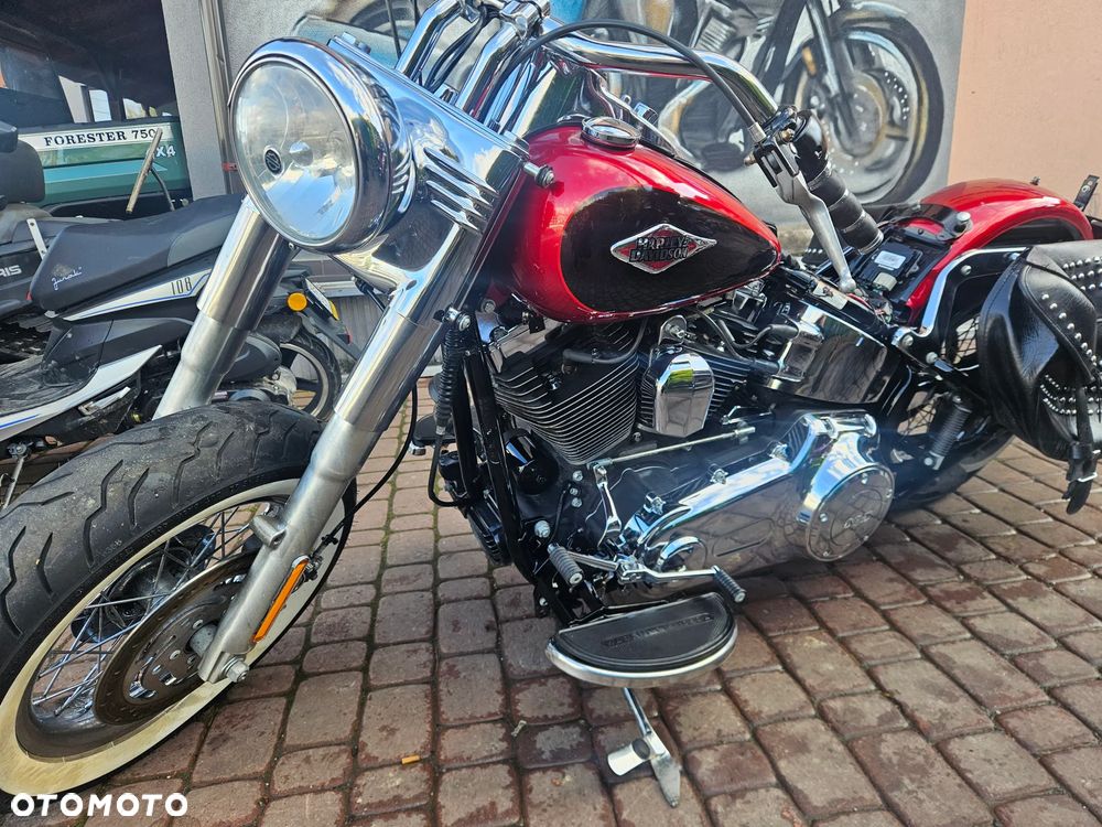 Harley-Davidson Softail Heritage Classic - 28