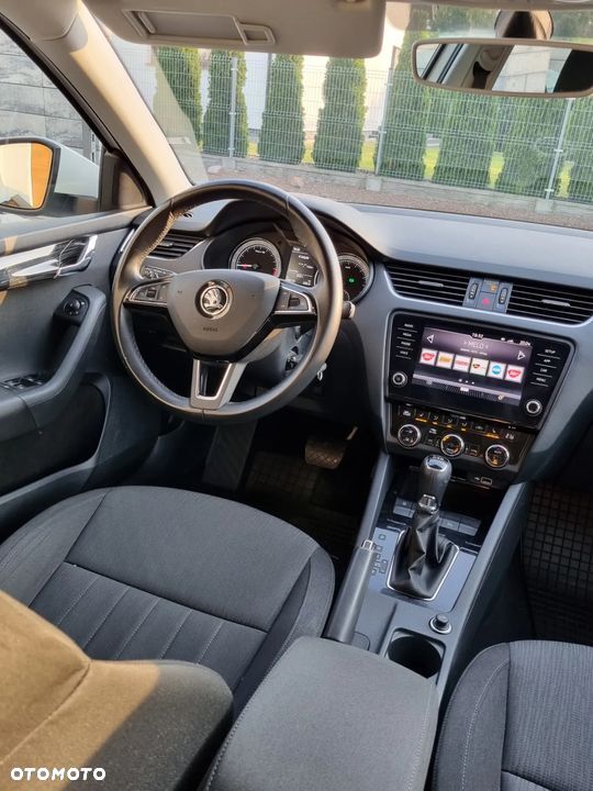 Skoda Octavia 2.0 TDI SCR Style DSG - 17
