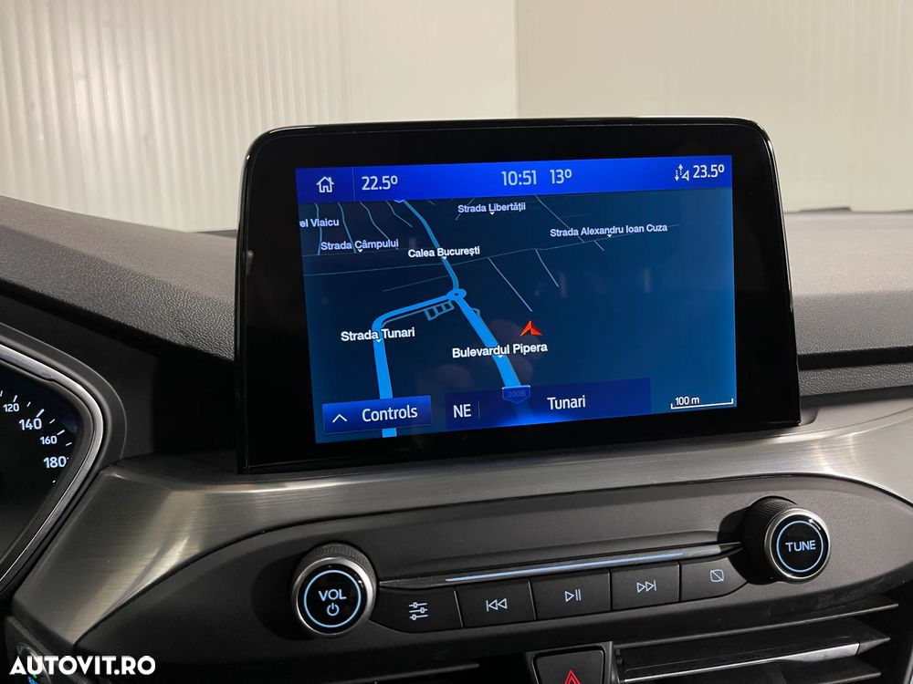 Ford Focus 1.0 EcoBoost Titanium - 16