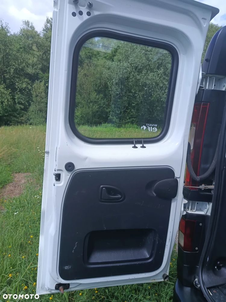 Renault Trafic - 19