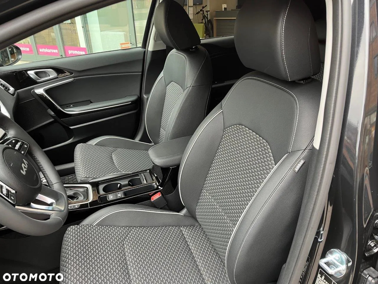 Kia XCeed 1.5 T-GDI Business Line DCT - 12