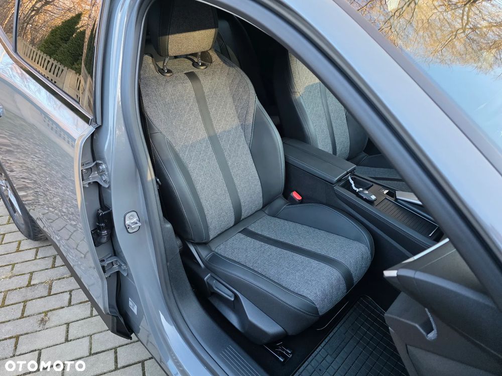 Peugeot 408 1.2 PureTech Allure S&S EAT8 - 14