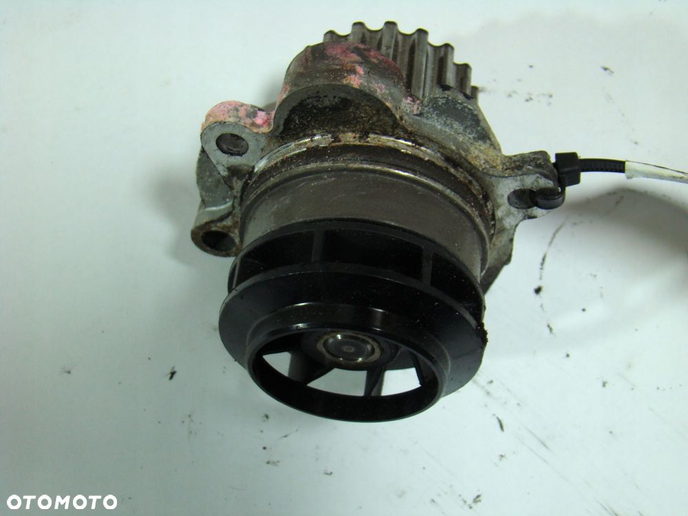 pompa wody volkswagen crafter 2.0 03l121031b - 6
