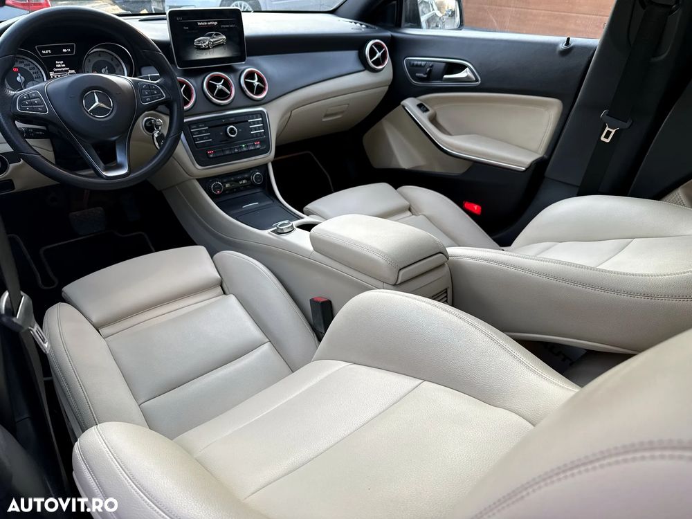 Mercedes-Benz CLA - 16