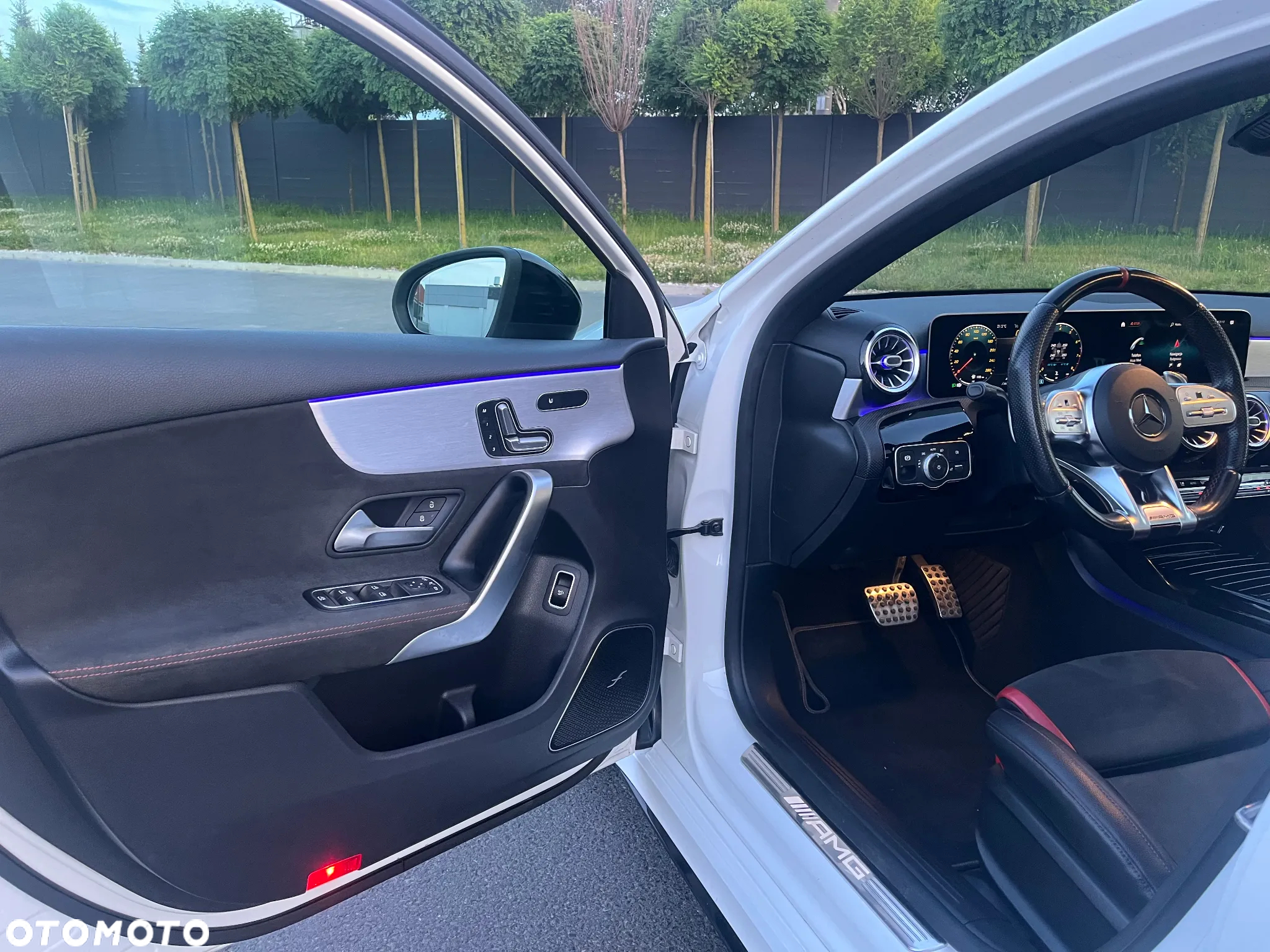 Mercedes-Benz Klasa A 35 AMG 4-Matic 7G-DCT - 29