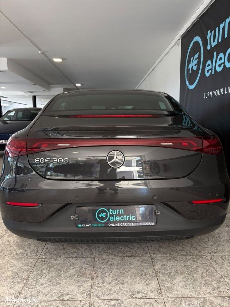 Mercedes-Benz EQE 300 Edition Electric Art - 14