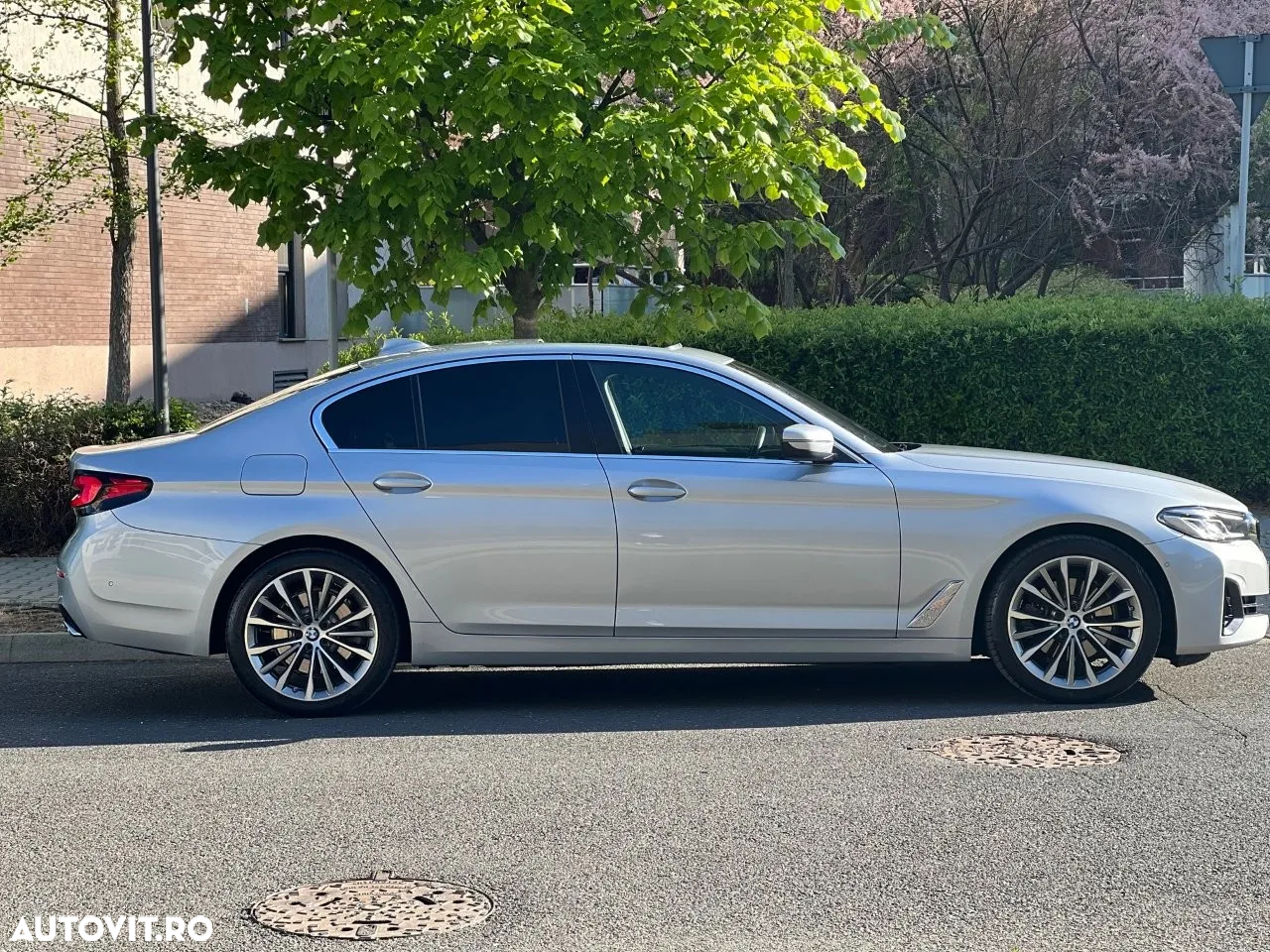BMW Seria 5 520d AT MHEV - 4