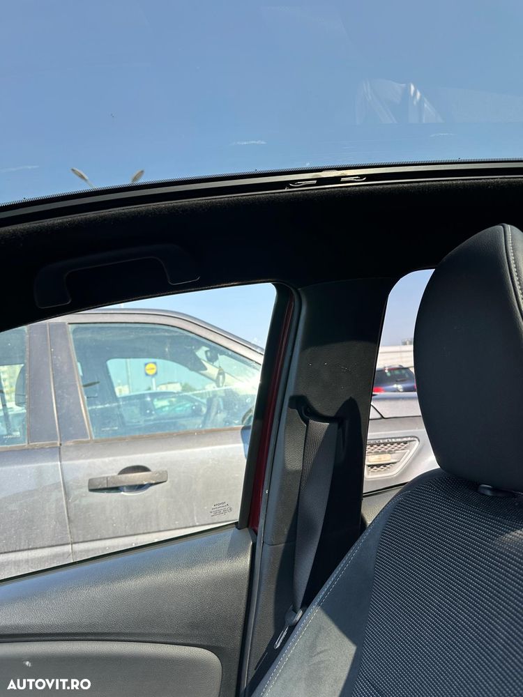Toyota Yaris - 10