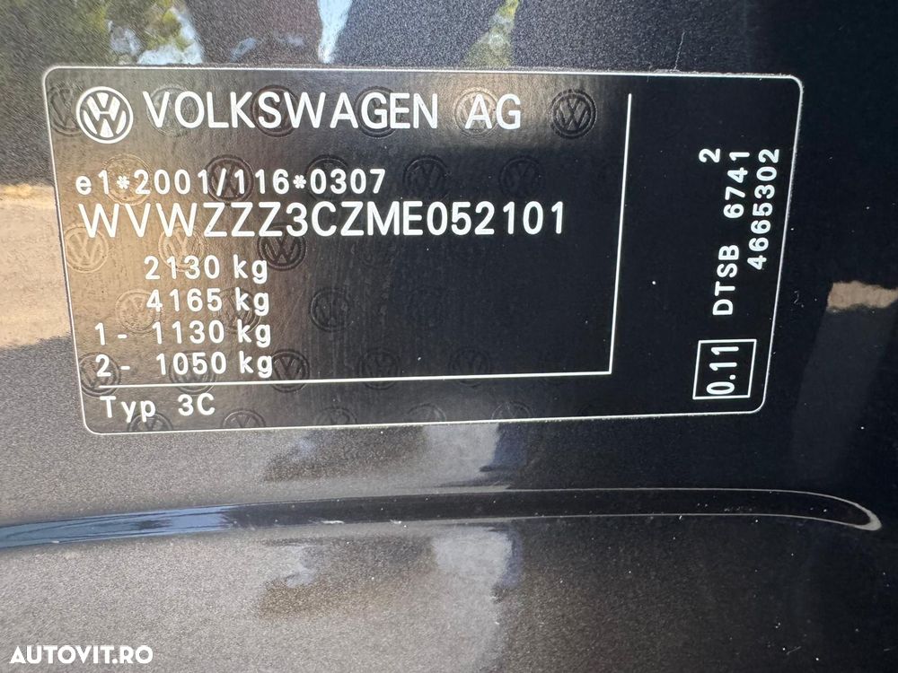 Volkswagen Passat 2.0 TDI DSG Comfortline - 14