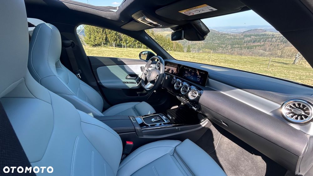 Mercedes-Benz CLA 200 AMG Line 7G-DCT - 13