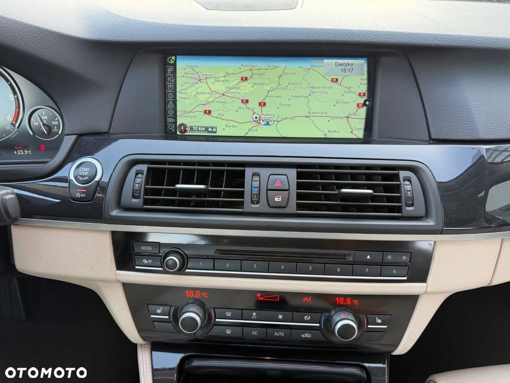BMW Seria 5 525d Sport-Aut Luxury Line - 27