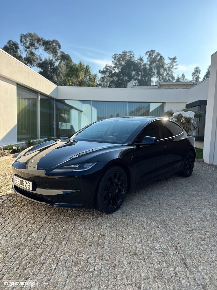 Tesla Model 3 Tração Traseira - 4