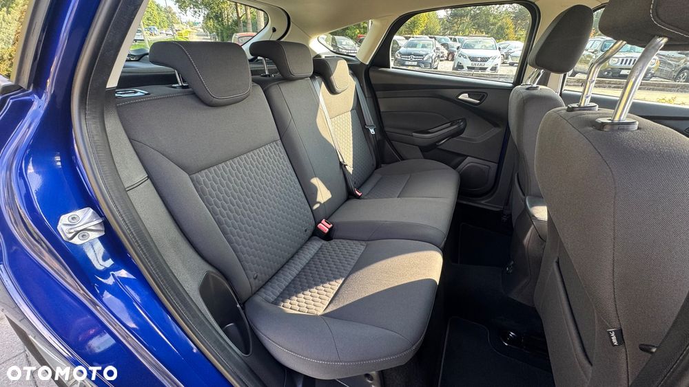 Ford Focus 1.0 EcoBoost Edition - 21
