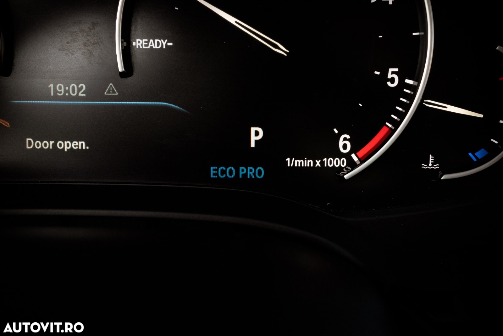 BMW Seria 5 520d AT - 35
