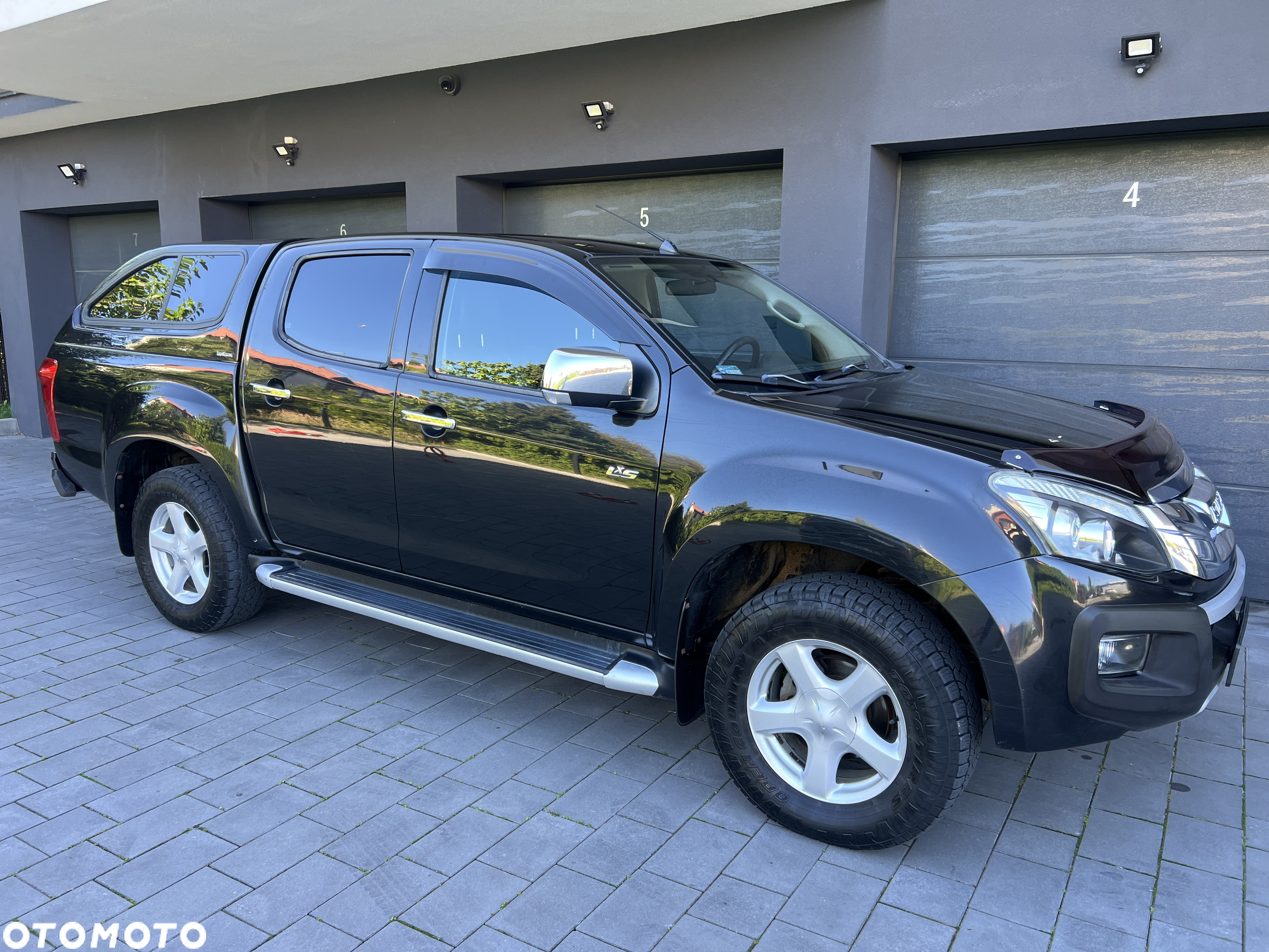 Isuzu D-Max 2.5 EC LS+ - 5