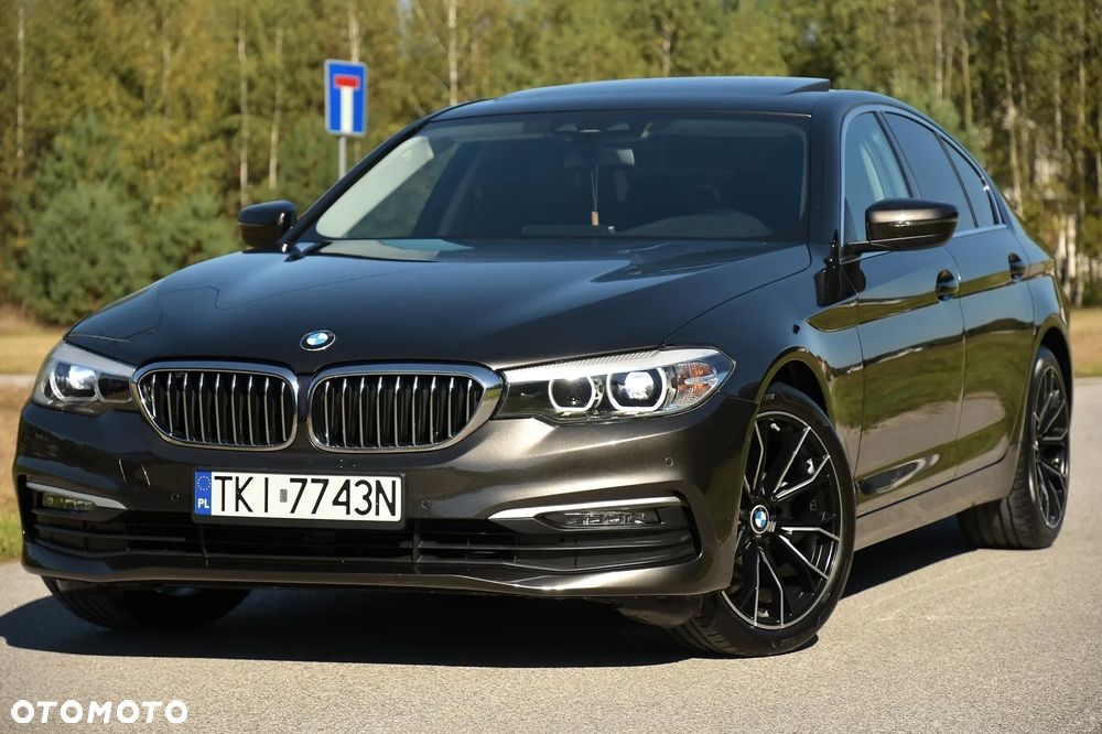 BMW Seria 5 520d Sport Line - 1