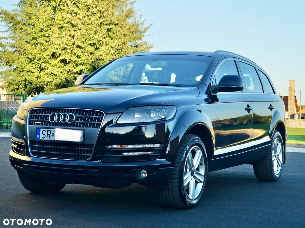 Audi Q7 - 10