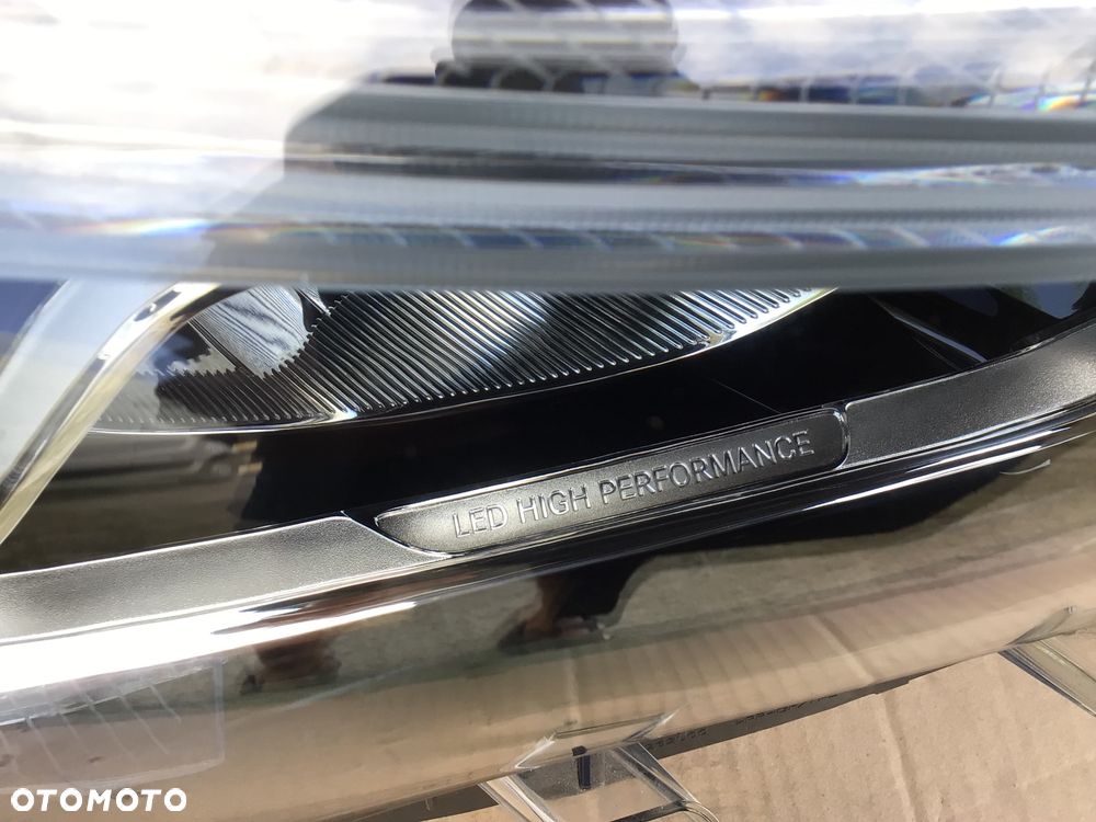 Lampa przednia prawa Mercedes GLA ll 2 W247 Led High Performance - 3