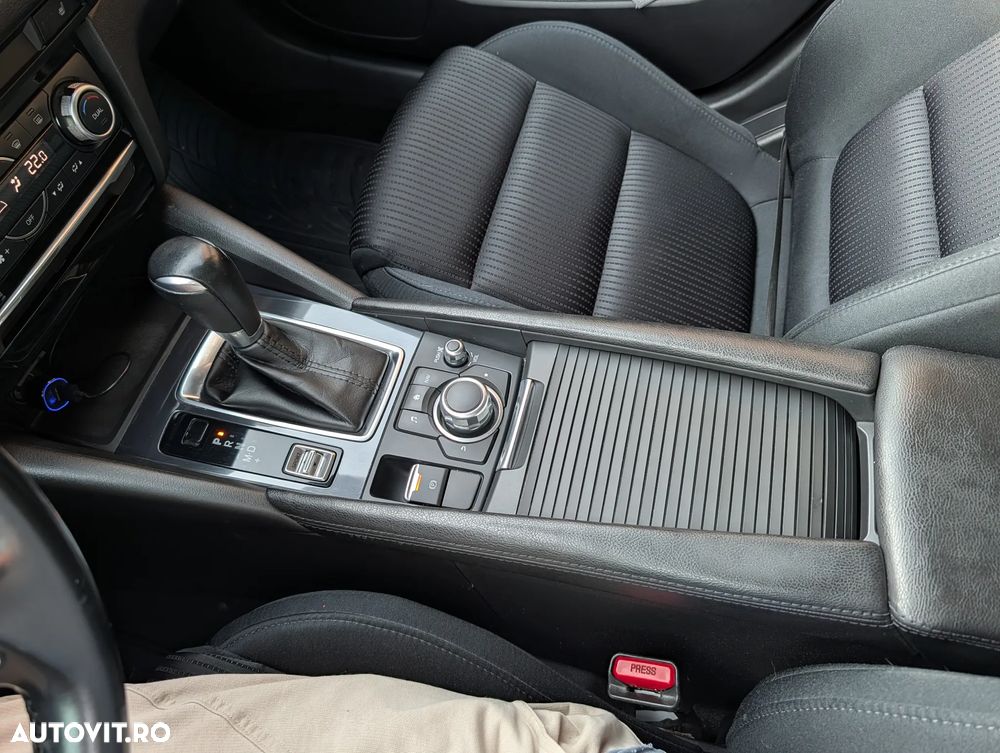 Mazda 6 G165 AT Attraction - 15