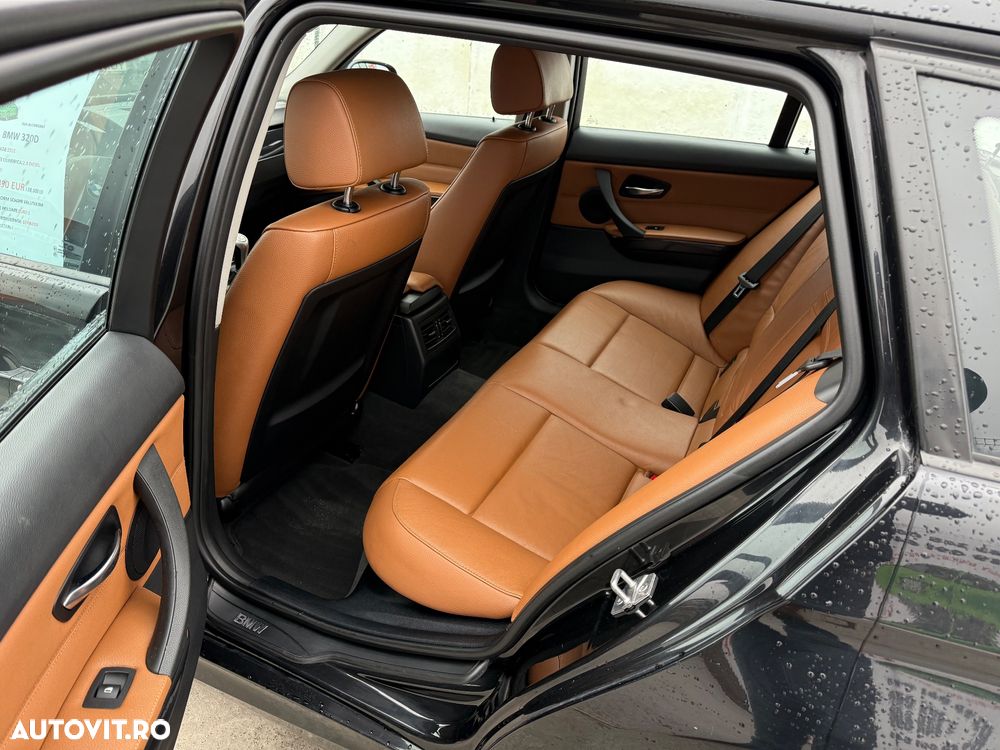 BMW Seria 3 320d Blue Performance Luxury Line - 7