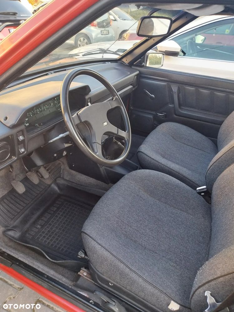 Polonez Caro - 6