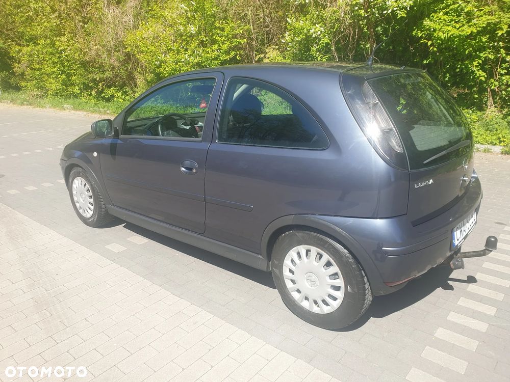 Opel Corsa 1.2 16V - 9