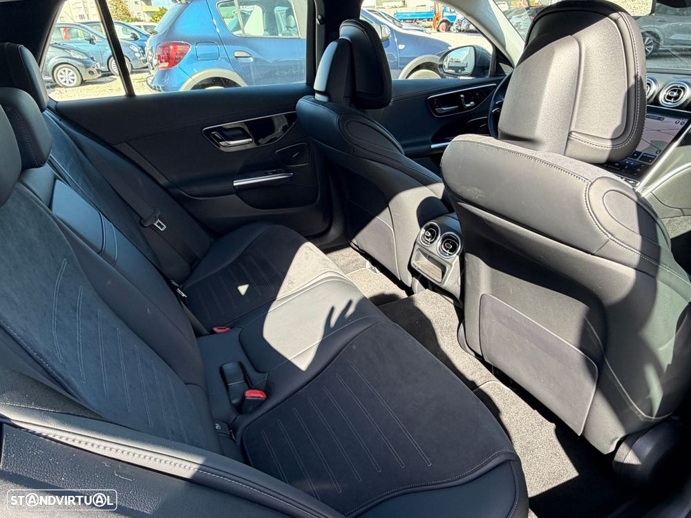 Mercedes-Benz C 300 e AMG Line - 13