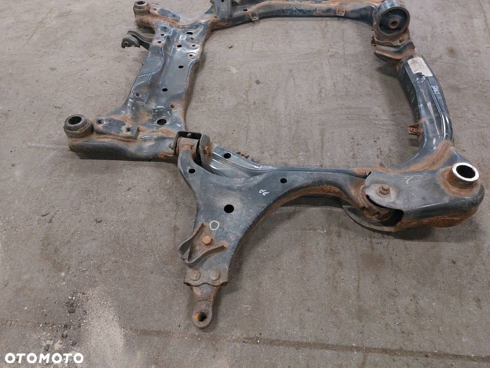 SANKI WÓZEK KOŁYSKA SILNIKA KIA PROCEED I LIFT 1.4 16V - 4