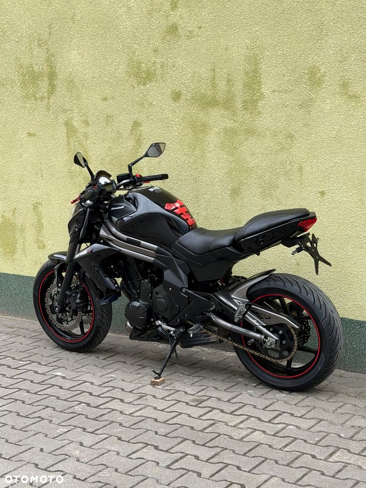 Kawasaki ER - 18
