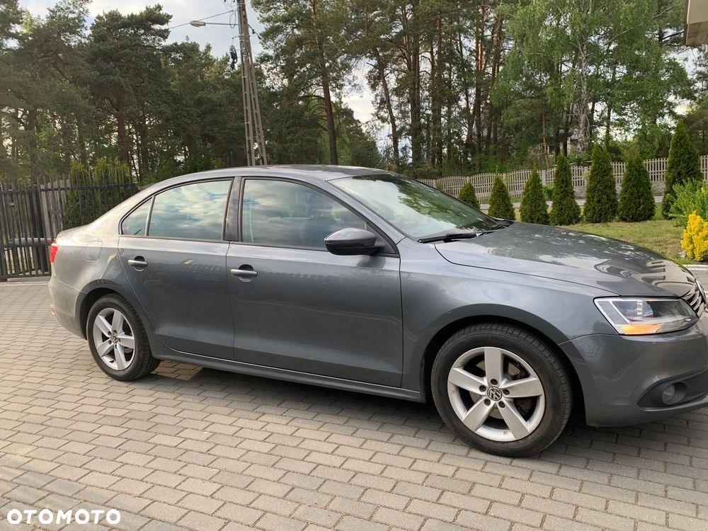 Volkswagen Jetta 1.4 TSI Comfortline - 5
