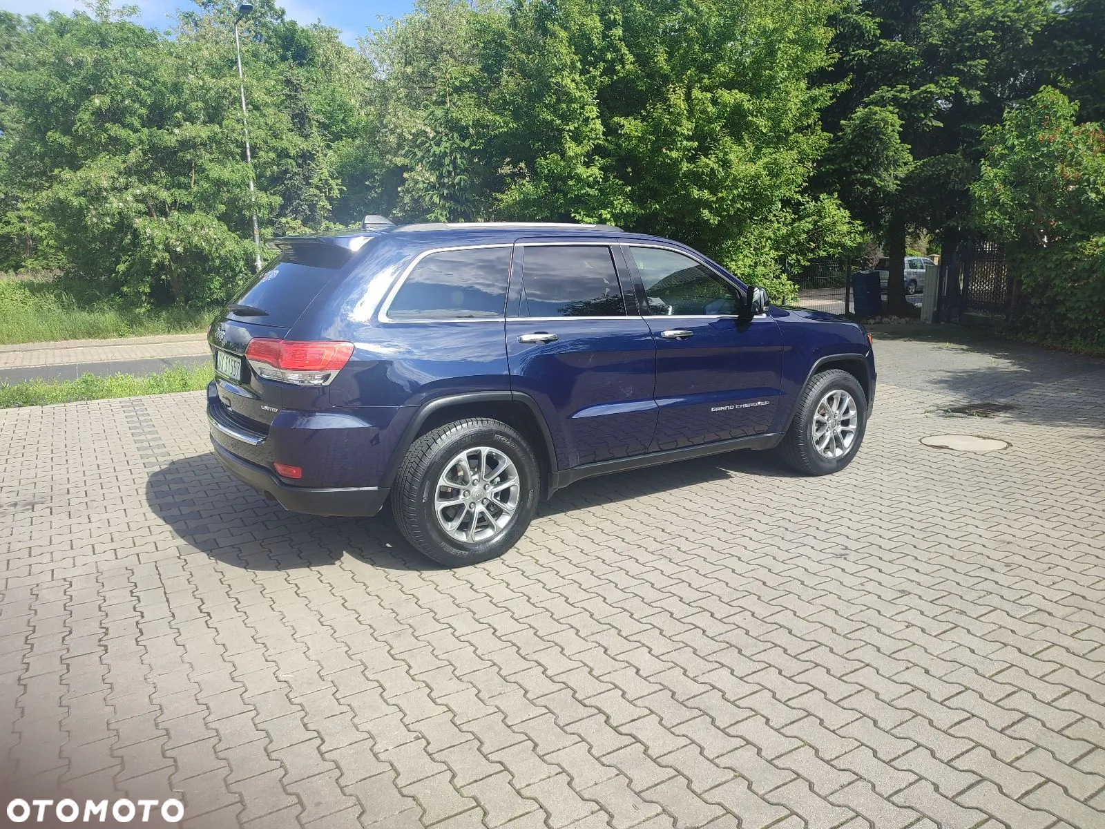 Jeep Grand Cherokee - 9