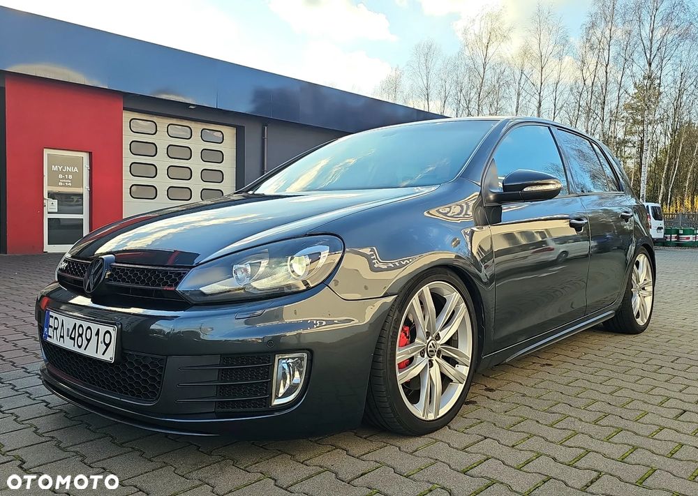 Volkswagen Golf - 13