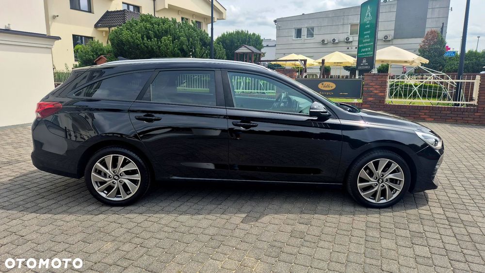 Hyundai i30 1.4 T-GDI DCT Premium - 4