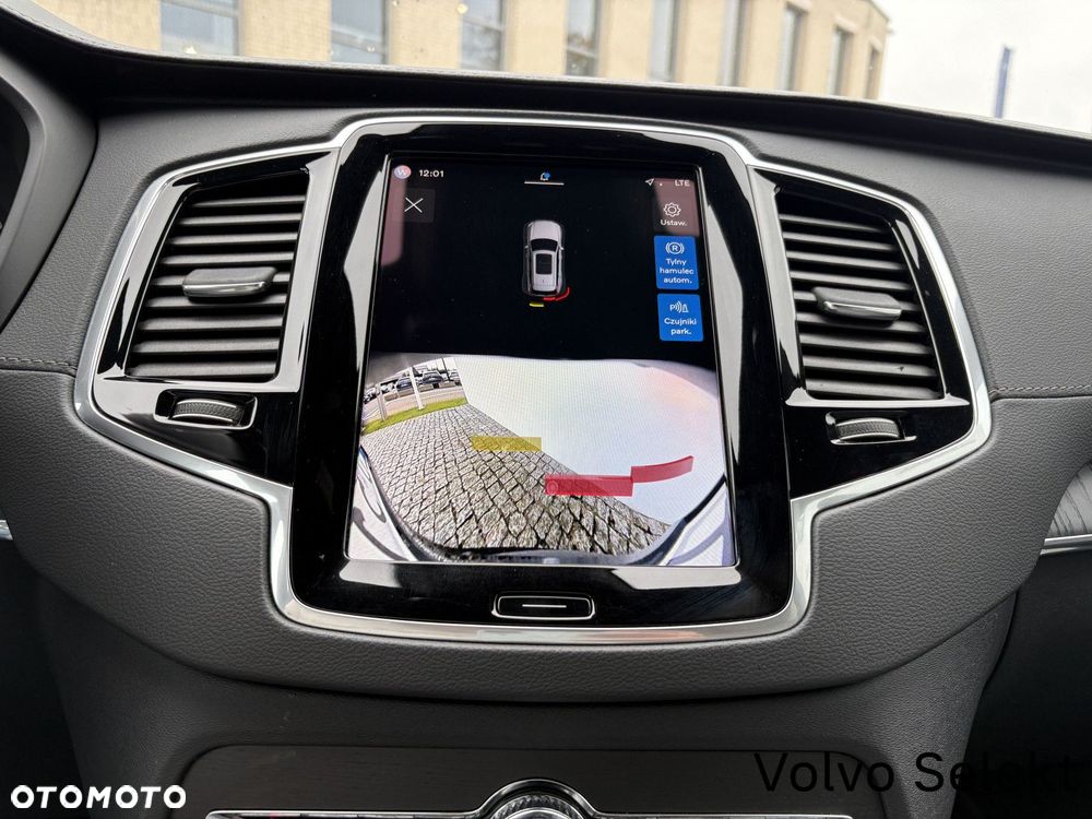 Volvo XC 90 - 12