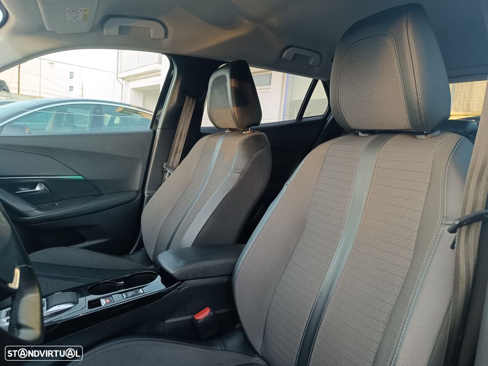 Peugeot e-2008 Allure Pack - 13