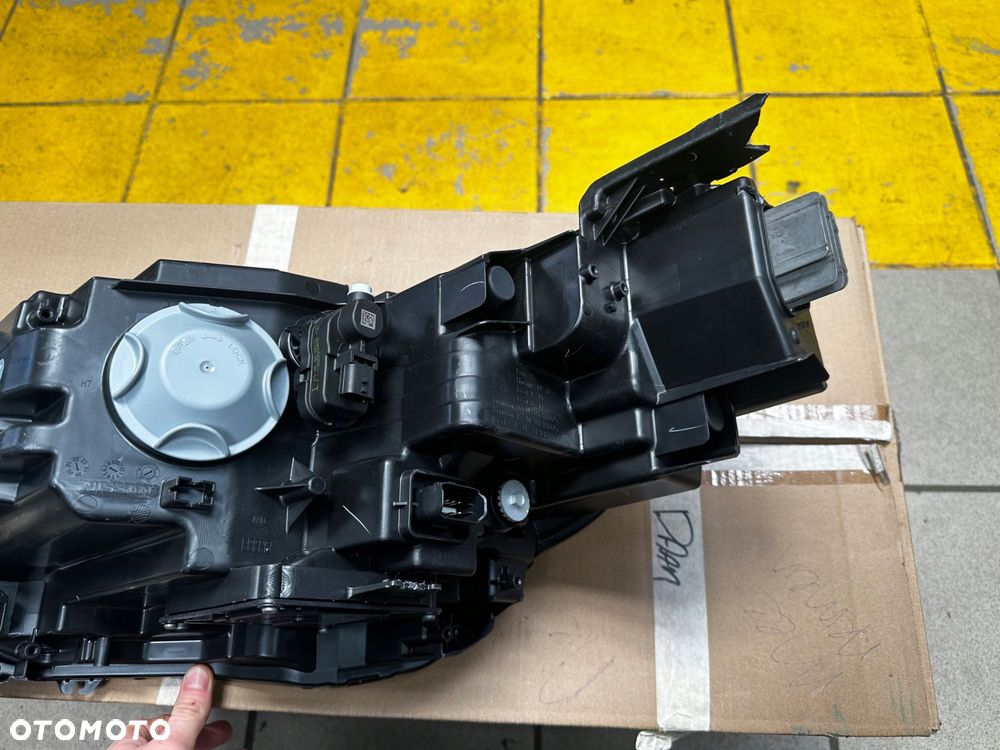 nissan townstar lampa prawa przednia przód 260107139r - 10