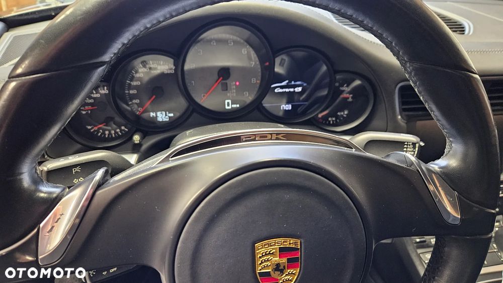 Porsche 911 Carrera 4S PDK - 9