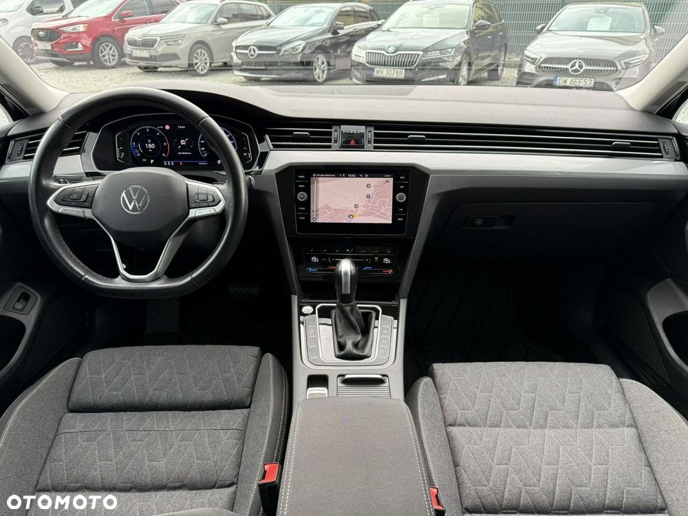 Volkswagen Passat Variant 2.0 TDI EVO Business DSG - 4